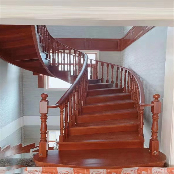 旋转楼梯3.jpg